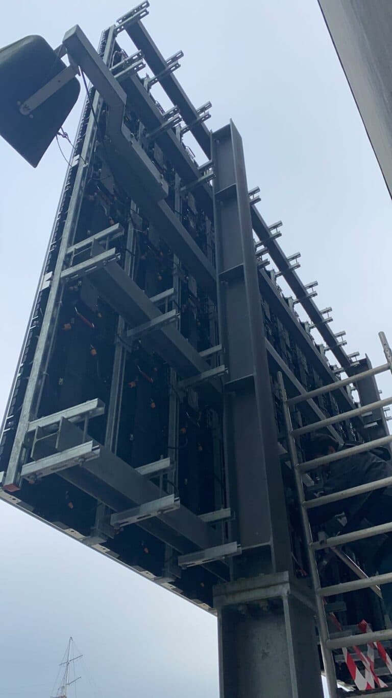 LED-Werbeturm A7 v1.0
